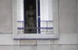 XXX రెండు coeds రష్యా నుండి pleasuring ఒక ఫ్రెంచ్ సెలవు
