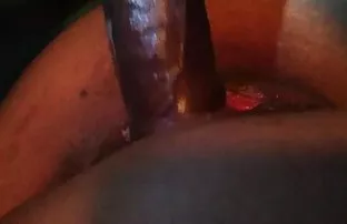 XXX Explosion నిటారుగా మరియు క్రూరత్వం పుస్సీ వేళ్లు