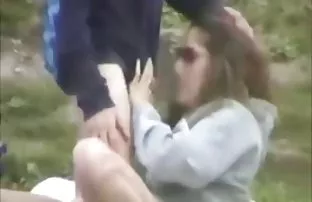 XXX నగ్నంగా అమ్మాయి తో పుచ్చకాయ బాల్కనీ న