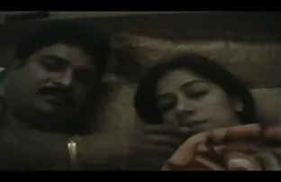XXX లెస్బియన్ మేల్కొన్నాను. ప్రియురాలు కోసం నోటిలో సెక్స్ రతి