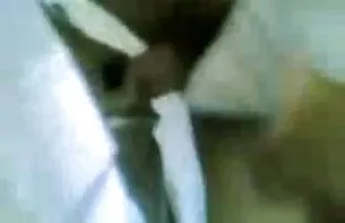 XXX ఒక అమ్మాయి ధరించి దేవదూత హస్త ప్రయోగం